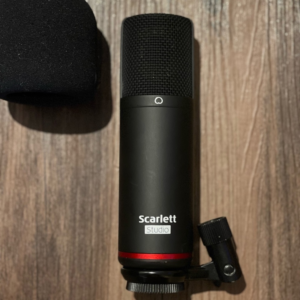 Used Focusrite Scarlett Studio CM25 MKIII Condenser Microphone